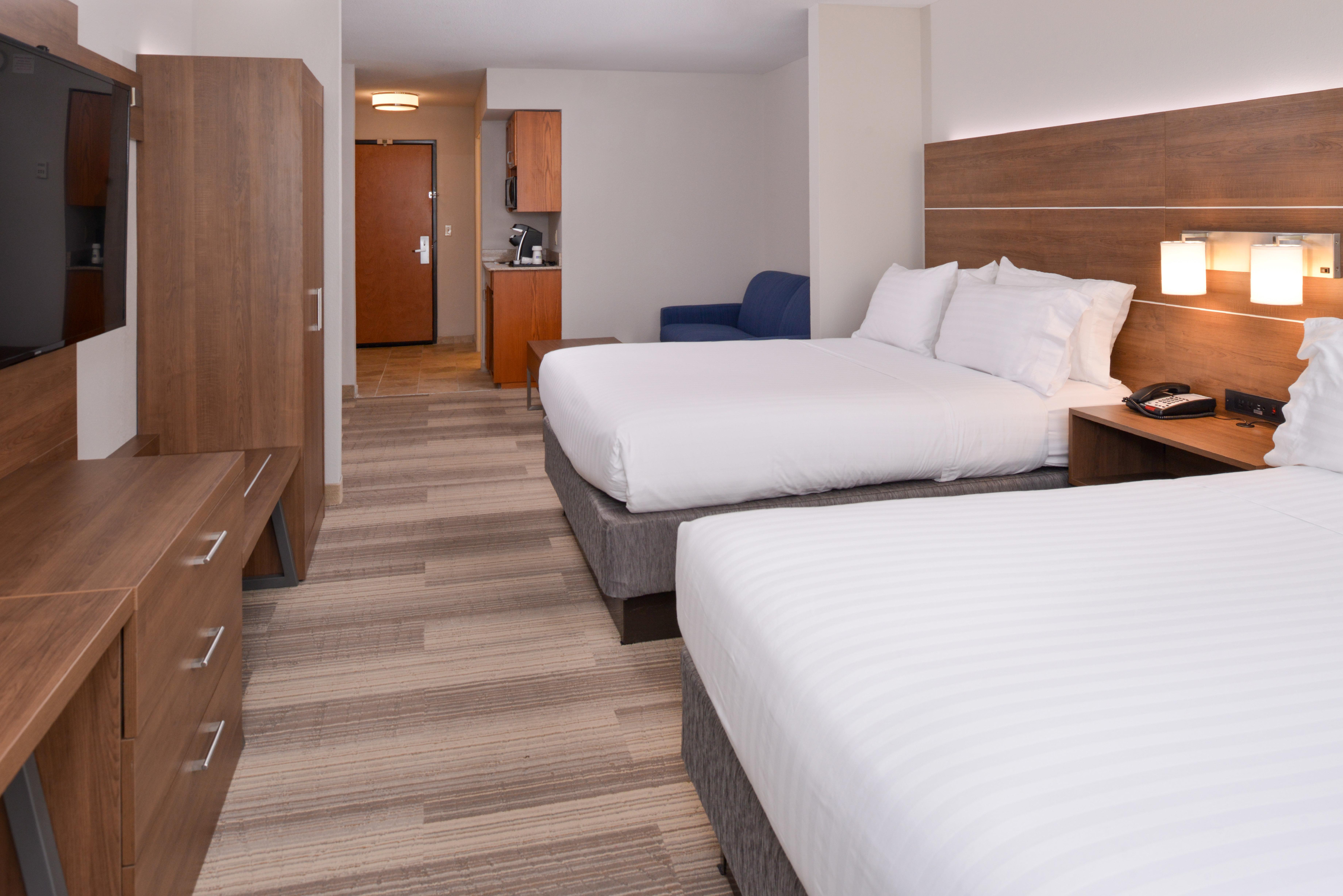 Holiday Inn Express Mineral Wells By Ihg Parkersburg Exterior foto